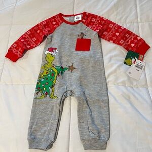 NWT Dr. Seuss Grinch Gray and Red Kids Bodysuit 6-9 months